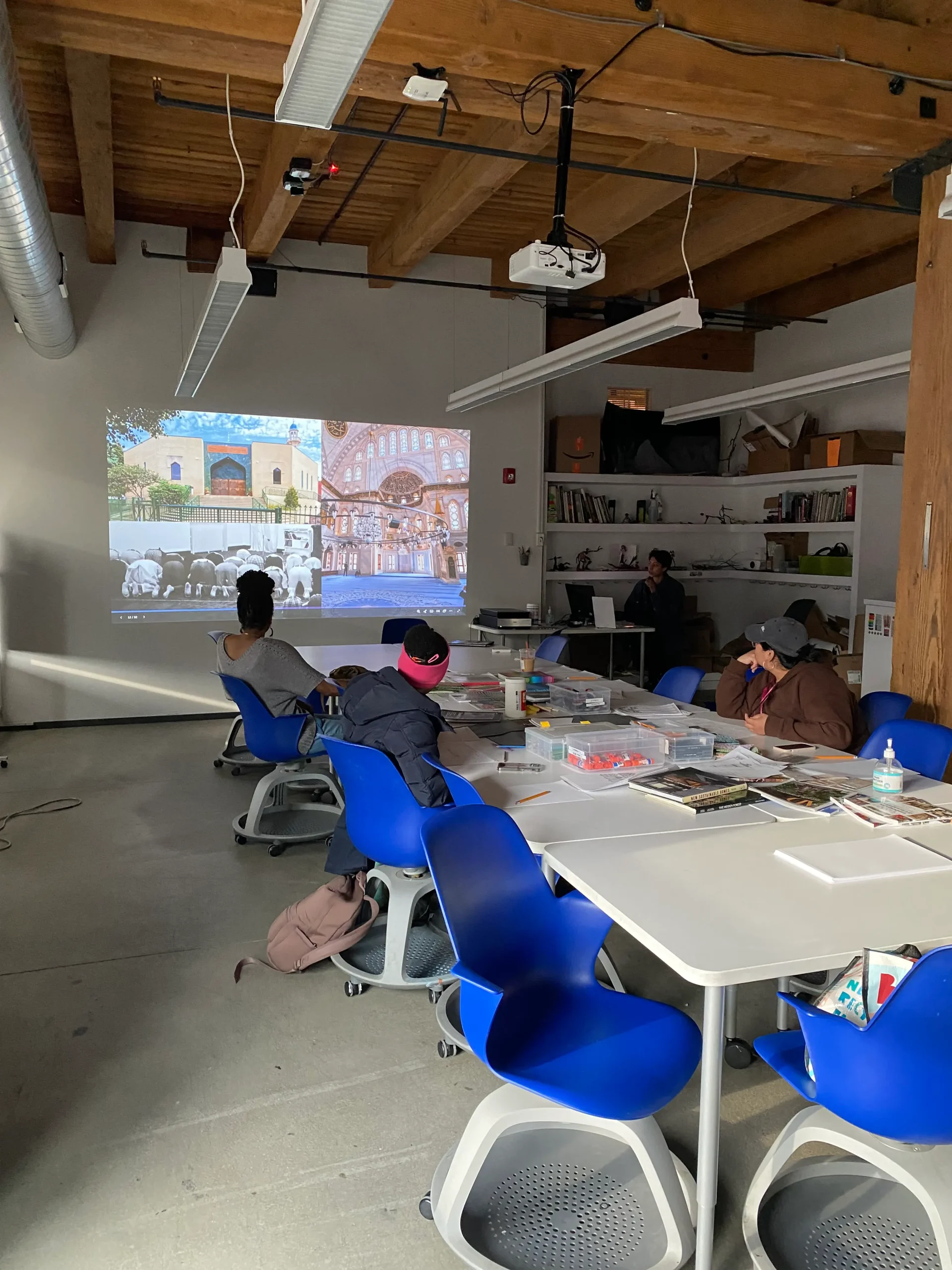 Sp25_YouthPathwaysWorkshops_11 - Marwen