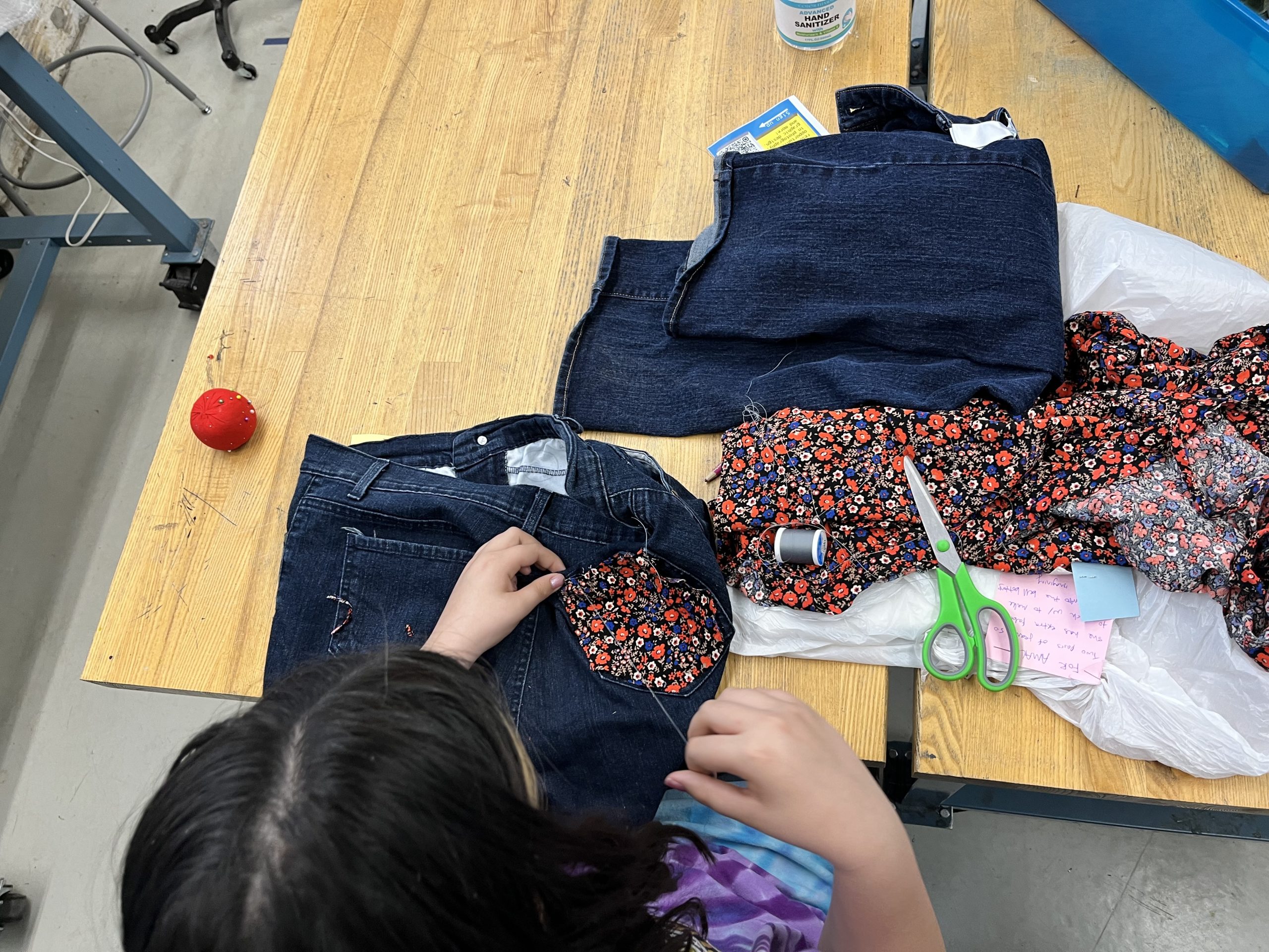 Young artists having fun in Marwen class Sew Much Fun.